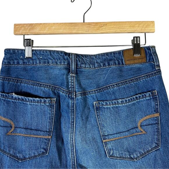 American Eagle Hi Rise Tomgirl Jeans Womens 8 Medium Wash Rigid Distressed - Picture 5 of 8